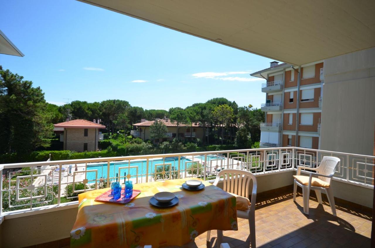 Apartamento Residenza Gardenia Lignano Sabbiadoro Exterior foto