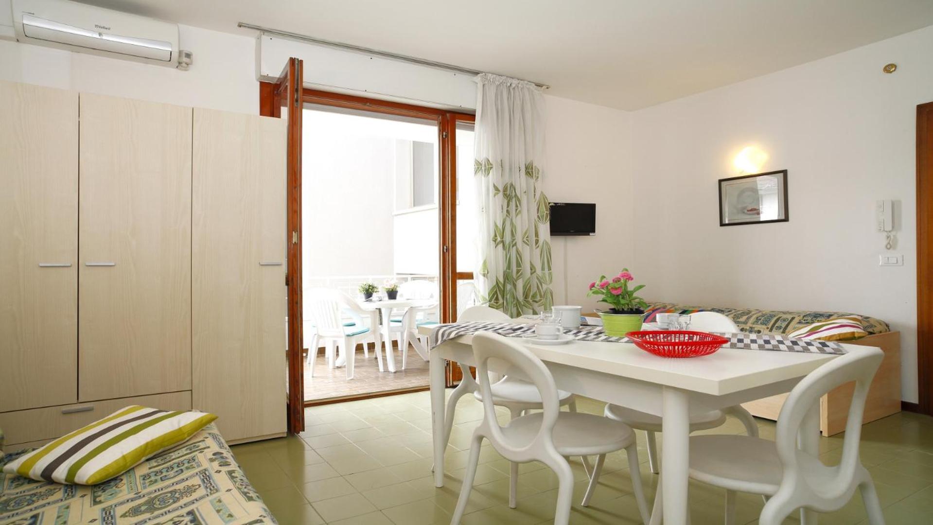 Apartamento Residenza Gardenia Lignano Sabbiadoro Exterior foto